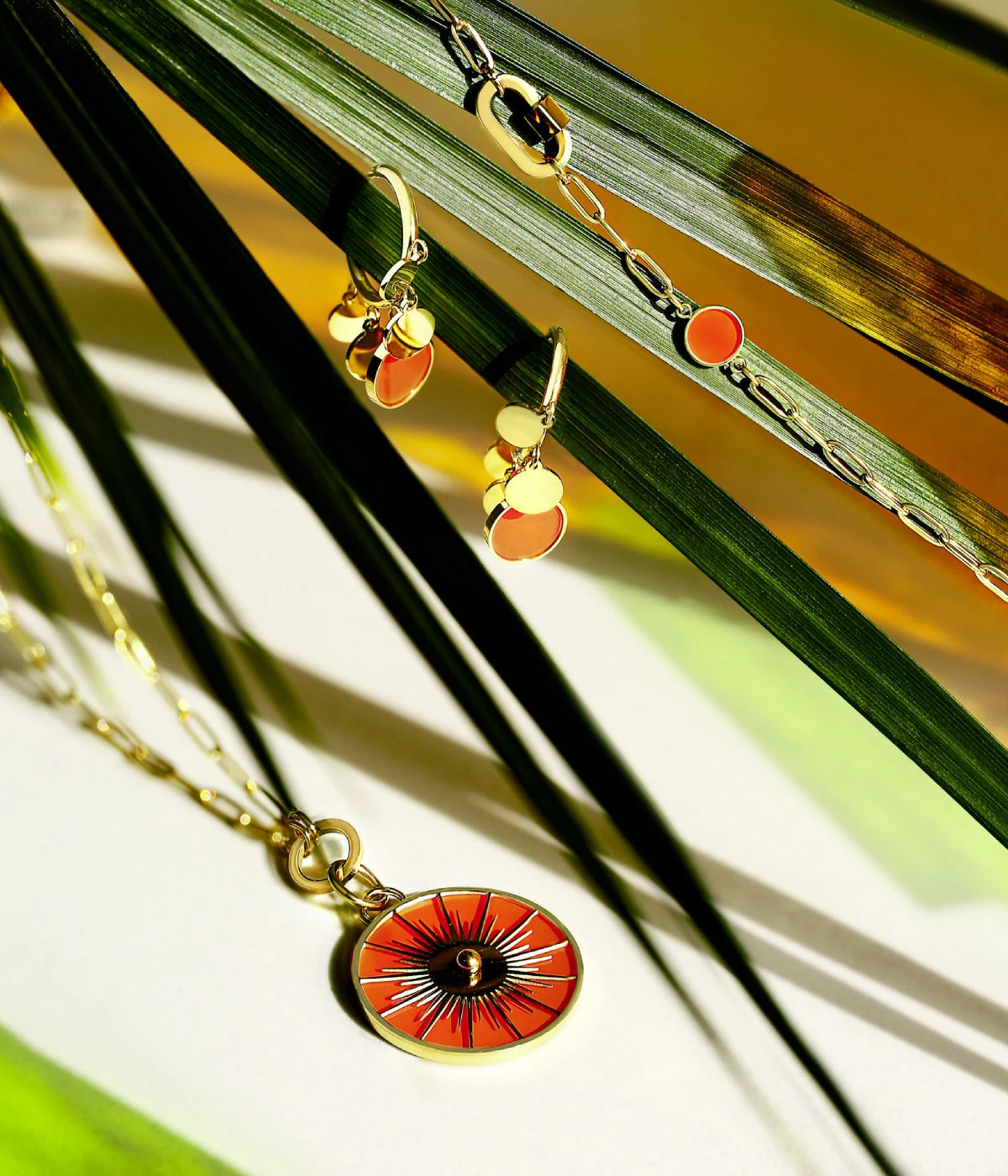 Sautoir Astra (Acier Doré) 5 Sautoir Astra (Acier Doré) – Image 3