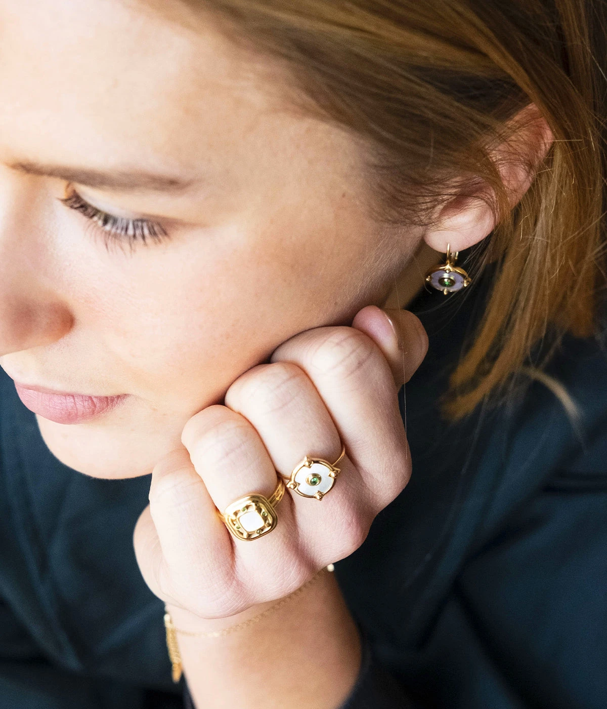 Boucles D'oreilles Burna (Acier Doré) 5 Boucles D'oreilles Burna (Acier Doré) – Image 3