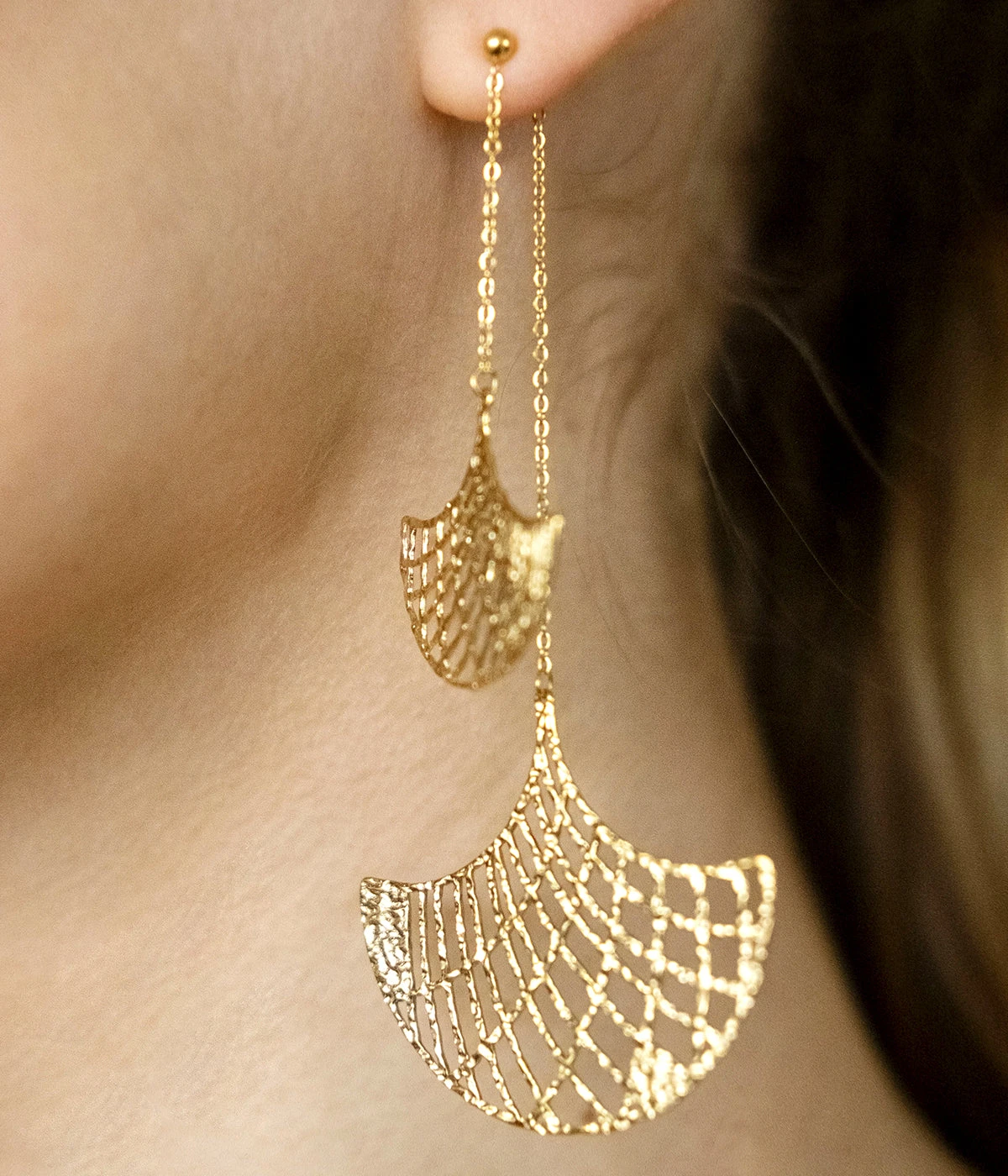 Boucles D'oreilles Idylle (Acier Doré) 4 Boucles D'oreilles Idylle (Acier Doré) – Image 2