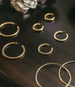 Boucles D'oreilles Chiara (Acier Doré) -Bijoux Fantaisie boucles doreilles chiara acier dore nature morte