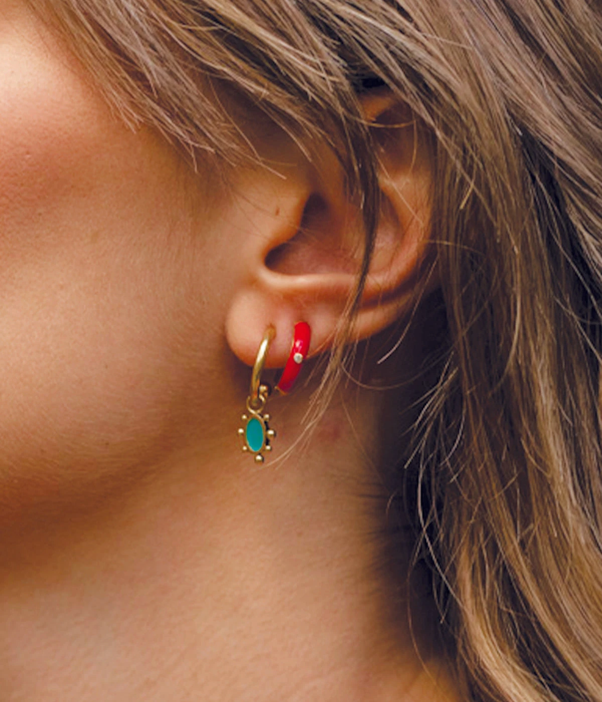 Boucles D'oreilles Riftan (Acier Doré) 4 Boucles D'oreilles Riftan (Acier Doré) – Image 2