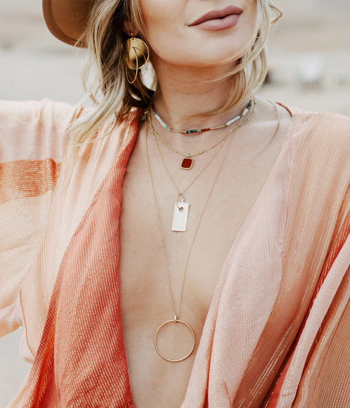 Sautoir Piplette (Acier Doré) 4 Sautoir Piplette (Acier Doré) – Image 2