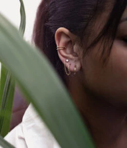 Earcuff Randa (Acier Doré) -Bijoux Fantaisie earcuff randa acier dore 1 portees