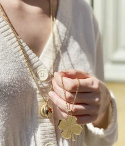 Sautoir Globe (Acier Doré) -Bijoux Fantaisie sautoir globe acier dore sautoir trifoglio acier dore